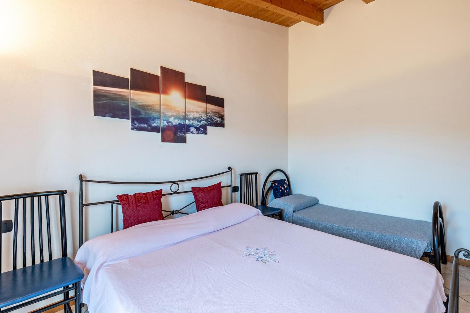 Residence La Corte Near Gardaland Castelnuovo del Garda Exterior foto